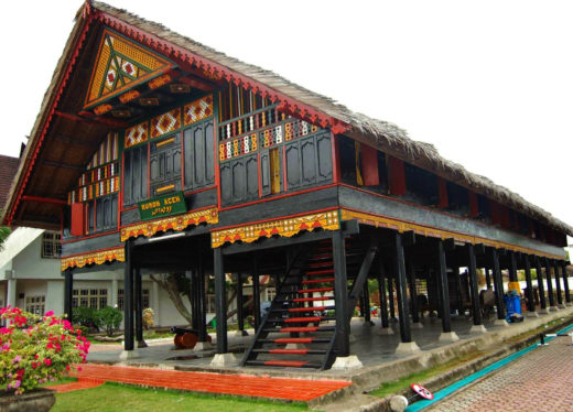 Rumah Adat Beserta Namanya Rumah Adat Beserta Namanya