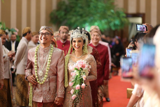 Gaya Foto Pengantin Kekinian Gaya Foto Pengantin Kekinian