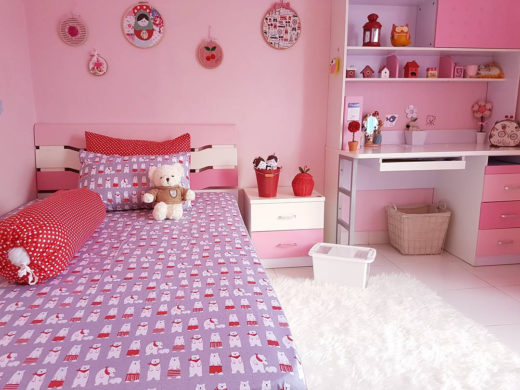 Rumah Pink Putih Rumah Pink Putih